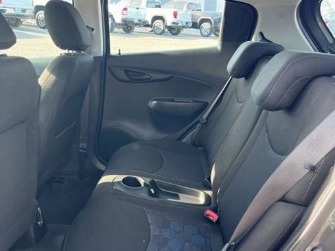 Used 2017 Chevrolet Spark LT FWD image 28