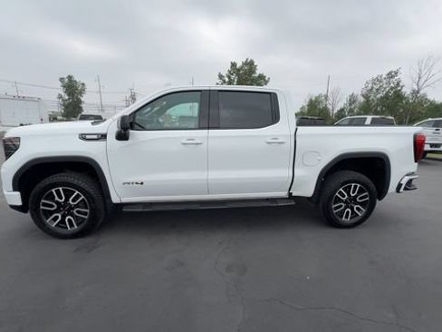 Used 2025 GMC Sierra 1500 AT4 w/ AT4 Premium Package AWD/4WD image 5