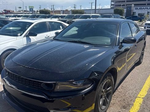 Used 2023 Dodge Charger SXT RWD image 12