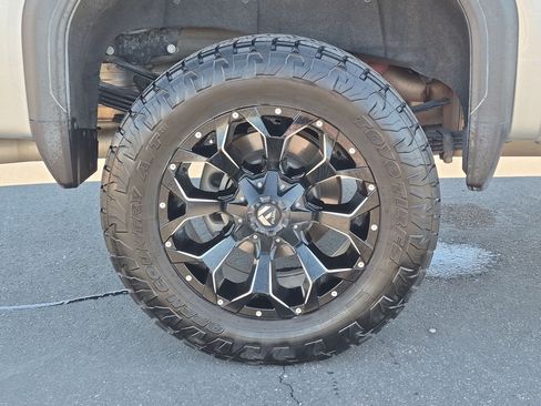 Used 2021 GMC Sierra 3500 SLT w/ SLT Premium Package AWD/4WD image 13