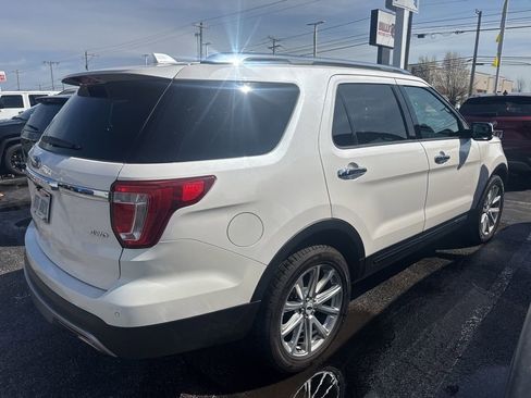 Used 2017 Ford Explorer Limited image 9