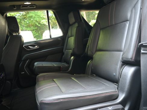 Used 2022 Chevrolet Tahoe RST w/ Luxury Package AWD/4WD image 30