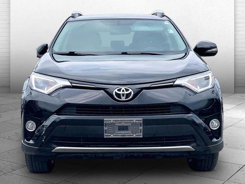 Used 2016 Toyota RAV4 XLE FWD image 2