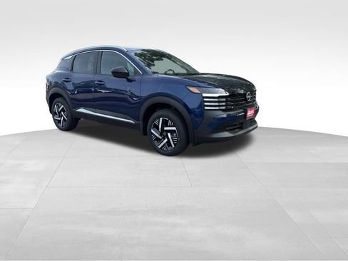 New 2026 Nissan Kicks SV FWD image 7