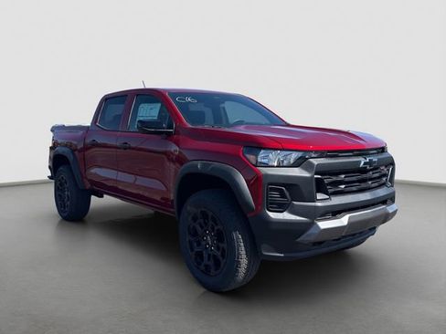 Used 2026 Chevrolet Colorado Trail Boss AWD/4WD image 8