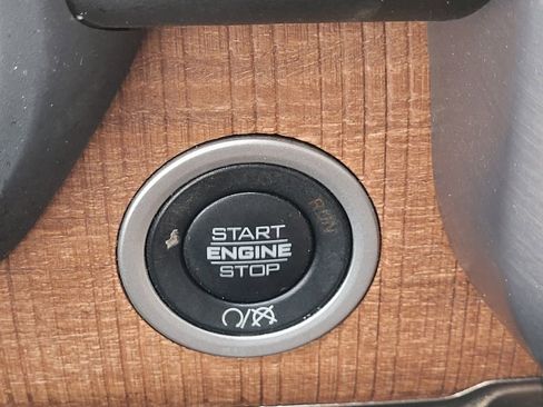 Used 2024 RAM 2500 Limited w/ Safety Group image 21