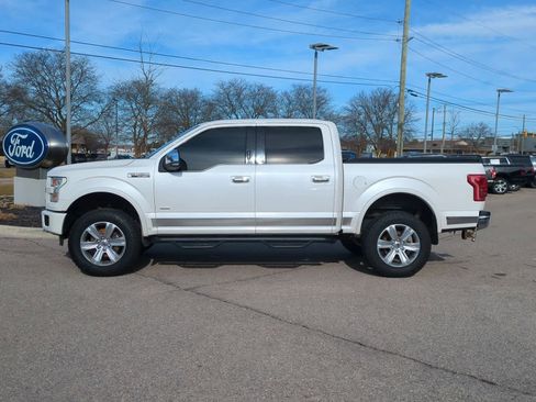 Used 2015 Ford F150 Platinum w/ Equipment Group 701A Luxury image 5