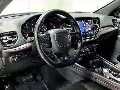 Used 2025 Dodge Durango GT image 16