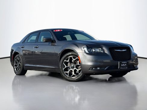 Used 2018 Chrysler 300 S w/ 300S Premium Group image 1