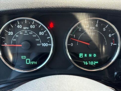 Used 2017 Jeep Wrangler Unlimited Sahara w/ Dual Top Group AWD/4WD image 14