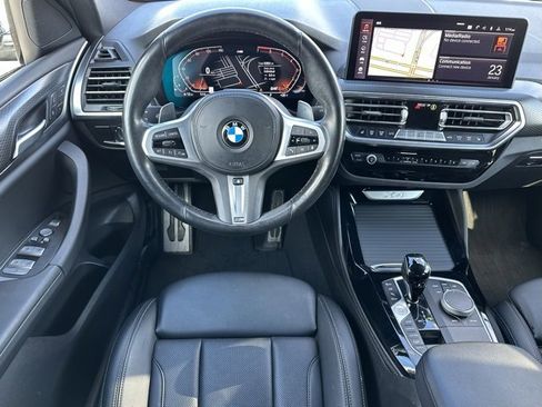 Used 2023 BMW X4 xDrive30i w/ M Sport Package image 11