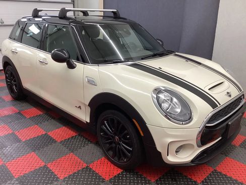 Used 2019 MINI Cooper Clubman S AWD/4WD image 2