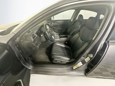 Used 2019 Honda Insight Touring image 13