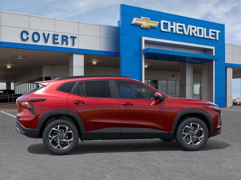 New 2026 Chevrolet Trax LT image 5
