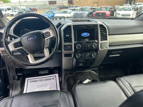 Used 2019 Ford F350 Lariat w/ Lariat Ultimate Package AWD/4WD image 11