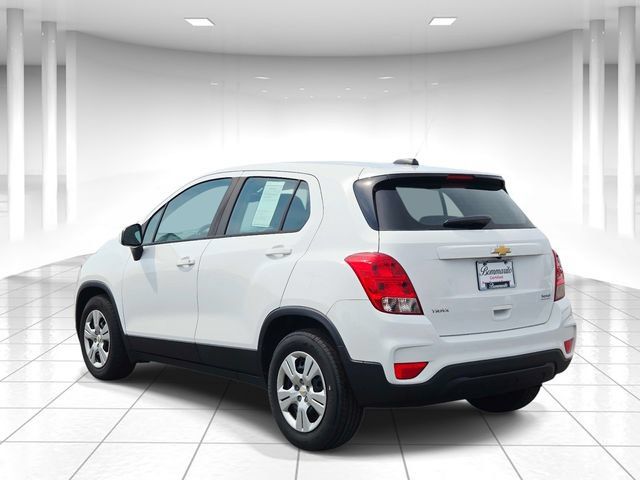 Used 2018 Chevrolet Trax LS FWD image 3