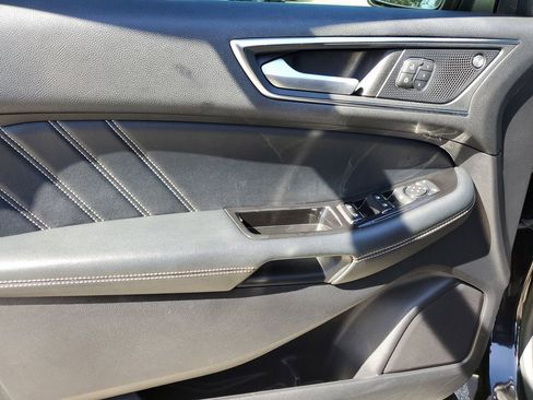 Used 2020 Ford Edge ST w/ Equipment Group 401A AWD/4WD image 18