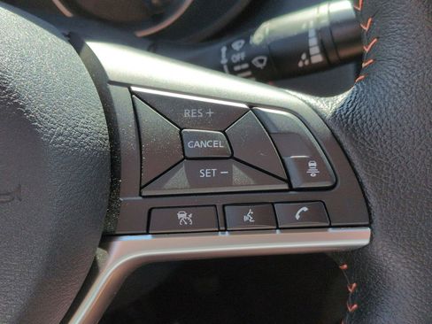 New 2025 Nissan Versa SR w/ Trunk Package image 15