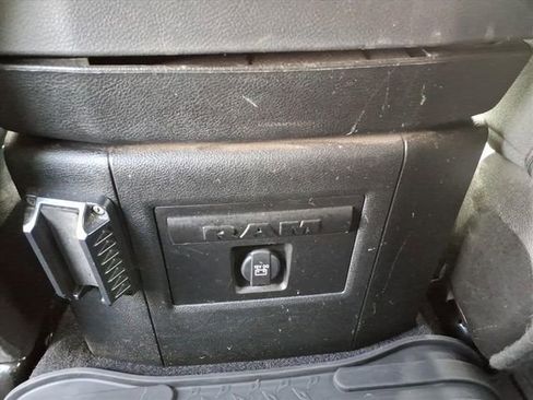 Used 2021 RAM 1500 Classic Warlock w/ Electronics Group image 15