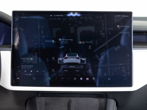 Used 2022 Tesla Model X Plaid image 41