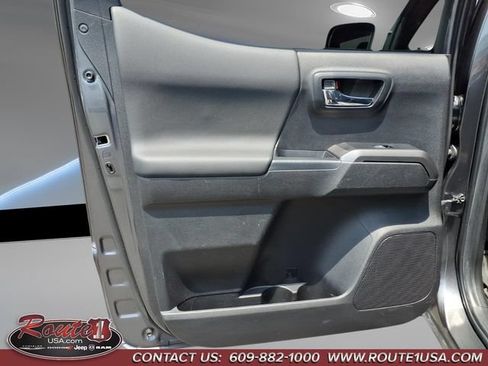 Used 2023 Toyota Tacoma TRD Off-Road AWD/4WD image 22
