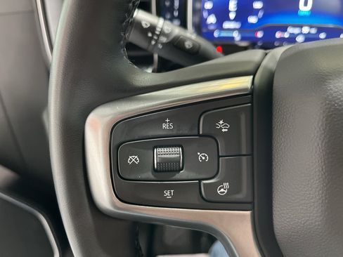Used 2023 Chevrolet Silverado 1500 LT AWD/4WD image 17