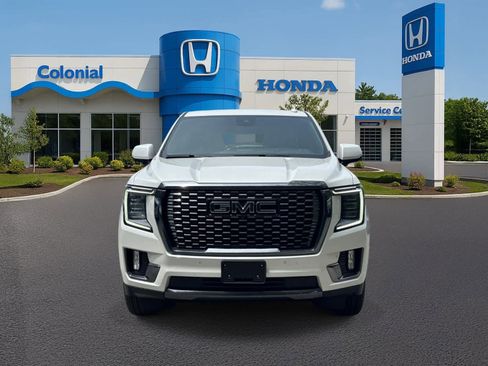 Used 2023 GMC Yukon XL Denali Ultimate AWD/4WD image 38