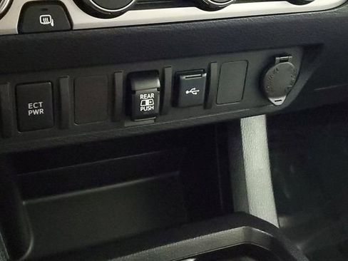 Used 2021 Toyota Tacoma SR5 image 30