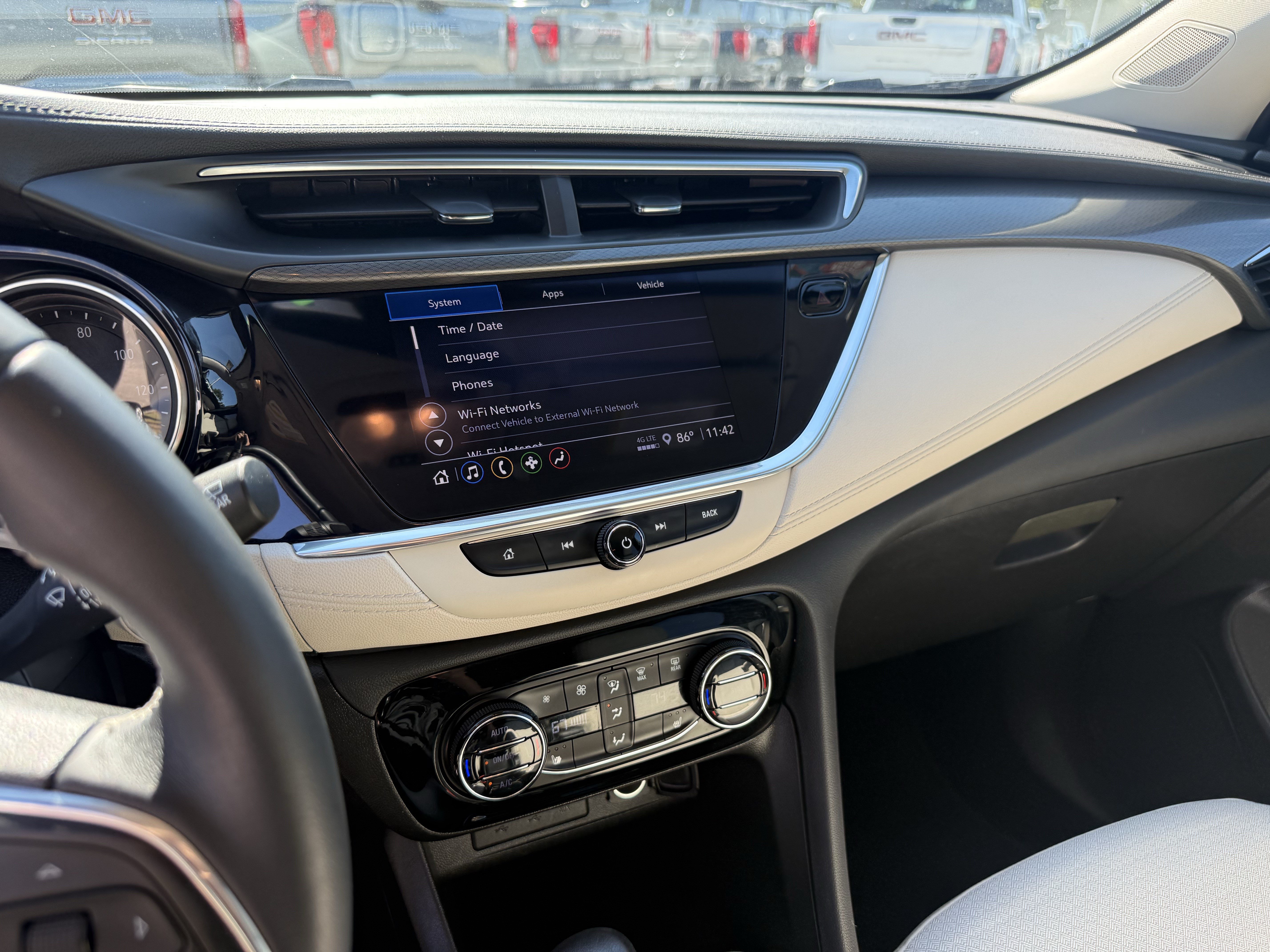 Used 2023 Buick Encore GX Select FWD image 19