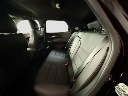 New 2026 Chevrolet TrailBlazer RS w/ Driver Confidence Package FWD image 24