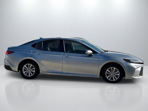 Certified 2025 Toyota Camry LE FWD image 4