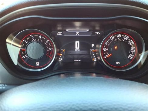 Used 2021 Dodge Challenger SXT image 23