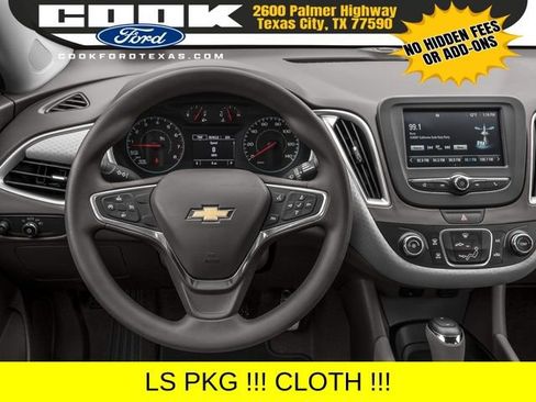 Used 2017 Chevrolet Malibu LS image 7