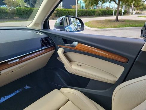 Certified 2023 Audi Q5 2.0T Premium Plus w/ Premium Plus Package image 14