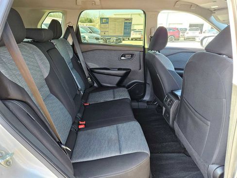 Used 2023 Nissan Rogue SV image 23