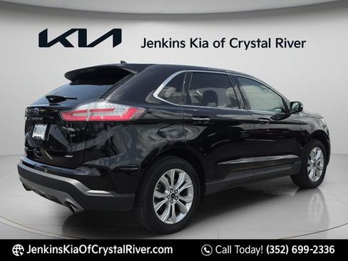 Used 2024 Ford Edge Titanium AWD/4WD image 5