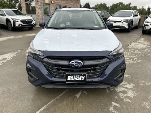 Used 2025 Subaru Legacy Premium AWD/4WD image 6
