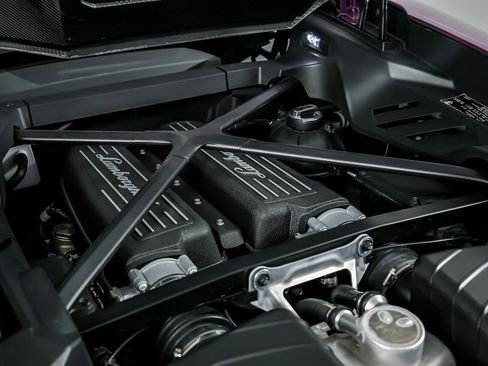 Used 2023 Lamborghini Huracan Tecnica RWD image 22