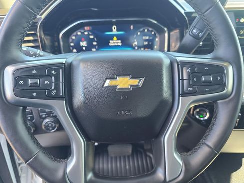 Used 2025 Chevrolet Silverado 2500 LT w/ Convenience Package AWD/4WD image 21