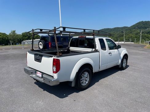 Used 2018 Nissan Frontier SV w/ Value Truck Package image 8