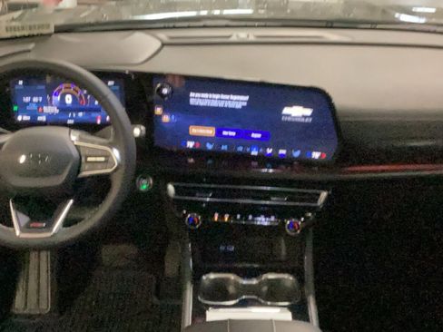 New 2026 Chevrolet Traverse Z71 w/ Driver Confidence Package image 18