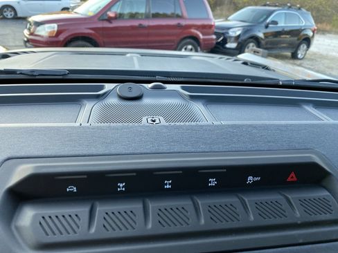 New 2025 Ford Bronco Raptor image 28