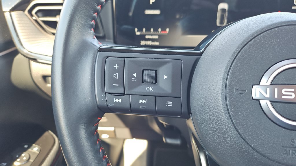 Certified 2025 Nissan Kicks SR AWD/4WD image 18