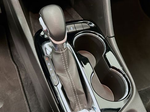 Used 2025 Buick Encore GX Preferred image 24