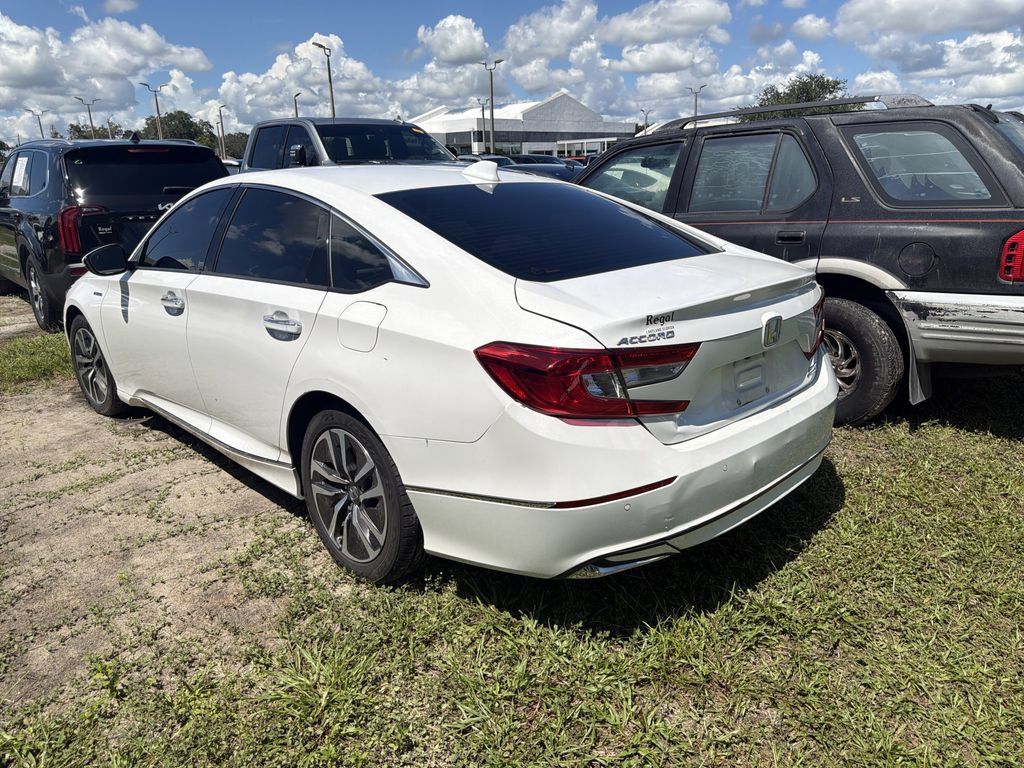 Used 2020 Honda Accord Touring image 9