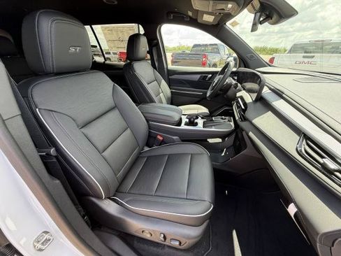 New 2026 Buick Enclave Sport Touring FWD image 42