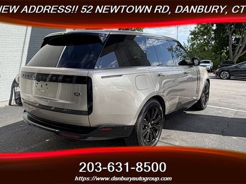 Used 2023 Land Rover Range Rover SE AWD/4WD image 5