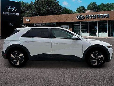 New 2025 Hyundai Ioniq 5 SEL AWD/4WD image 11