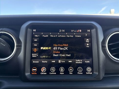 Used 2023 Jeep Wrangler Unlimited Sahara w/ Cold Weather Group image 24