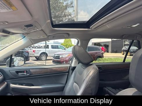 Used 2018 Subaru Outback 3.6R Limited AWD/4WD image 9
